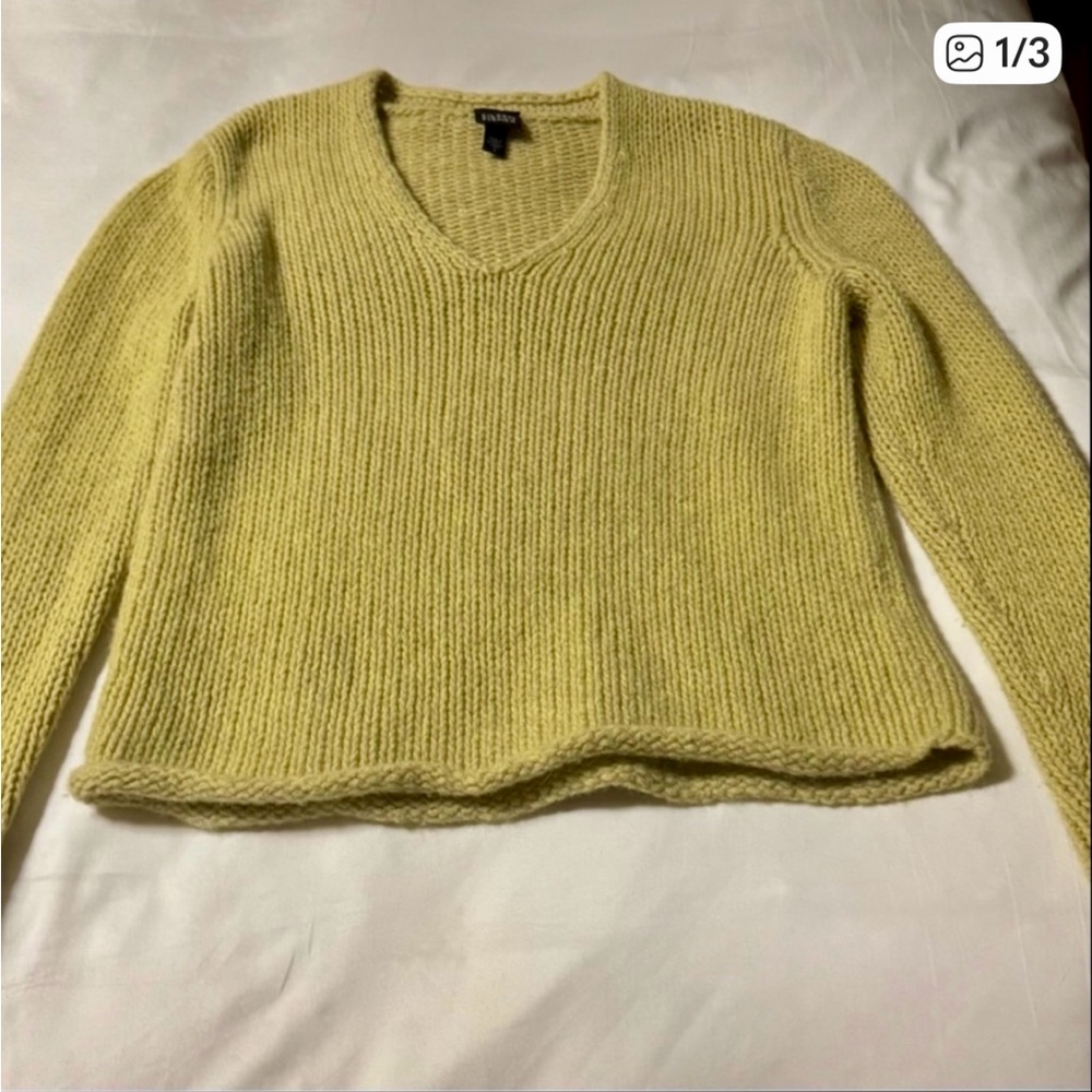 Wool Alpaca Nylon Eileen Fisher Sweater Size small. Chartreuse.